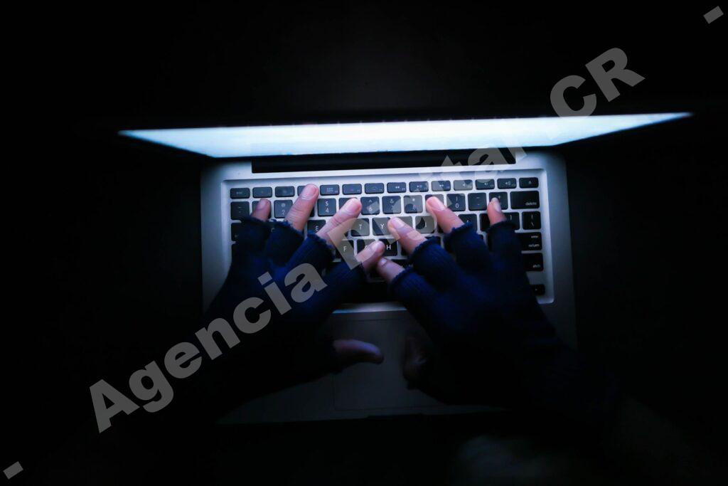 Ciberseguridad empresarial: contraseñas seguras empresas para empresas en Costa Rica