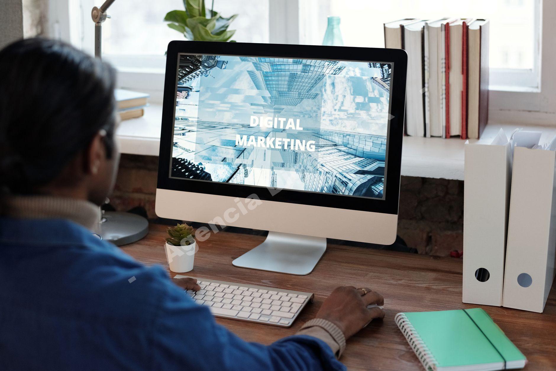 Guía de Estrategia de marketing digital — escalar negocio marketing digital | Costa Rica
