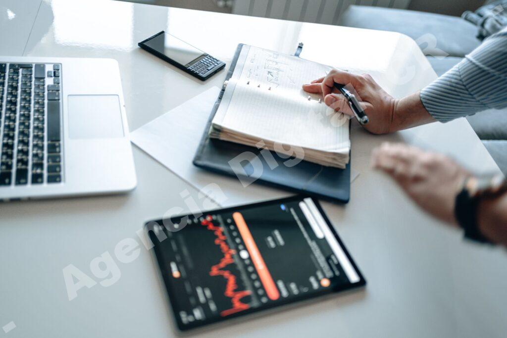 Guía de Estrategia de marketing digital — tráfico web marketing digital | Costa Rica