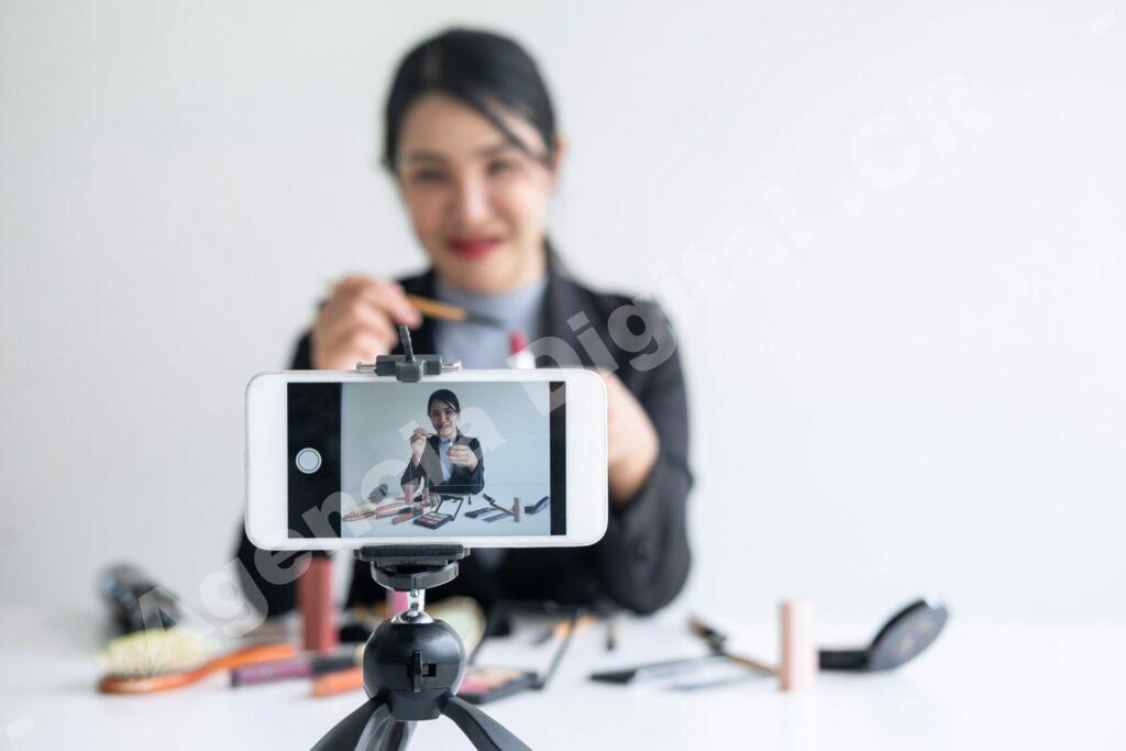 Email marketing empresarial: conectando con influencers claves para negociar para empresas en Costa Rica