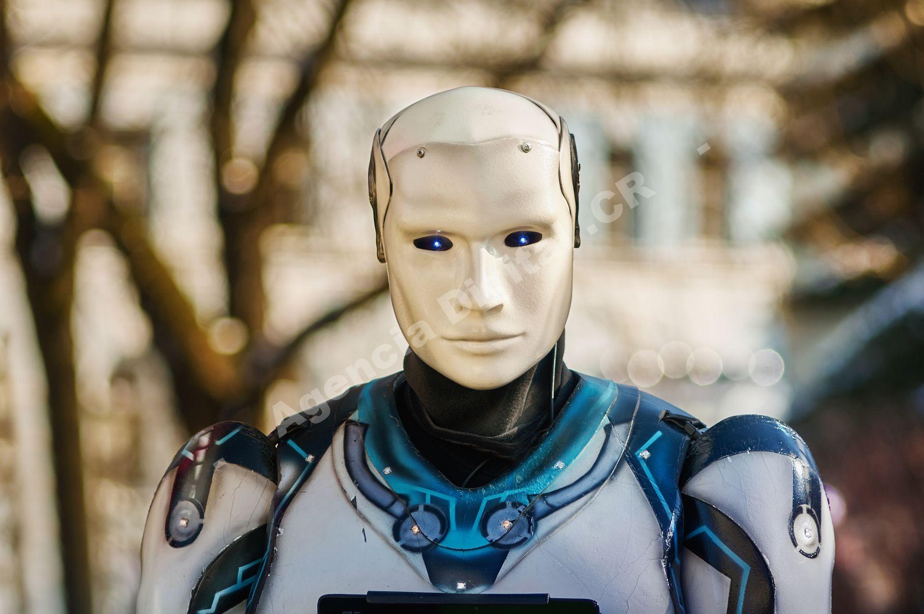 Inteligencia artificial aplicada a negocios: agentes IA atención cliente para empresas en Costa Rica