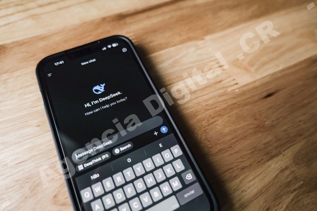 Chatbots y atención automatizada para Pymes en Costa Rica — chatbot clínicas