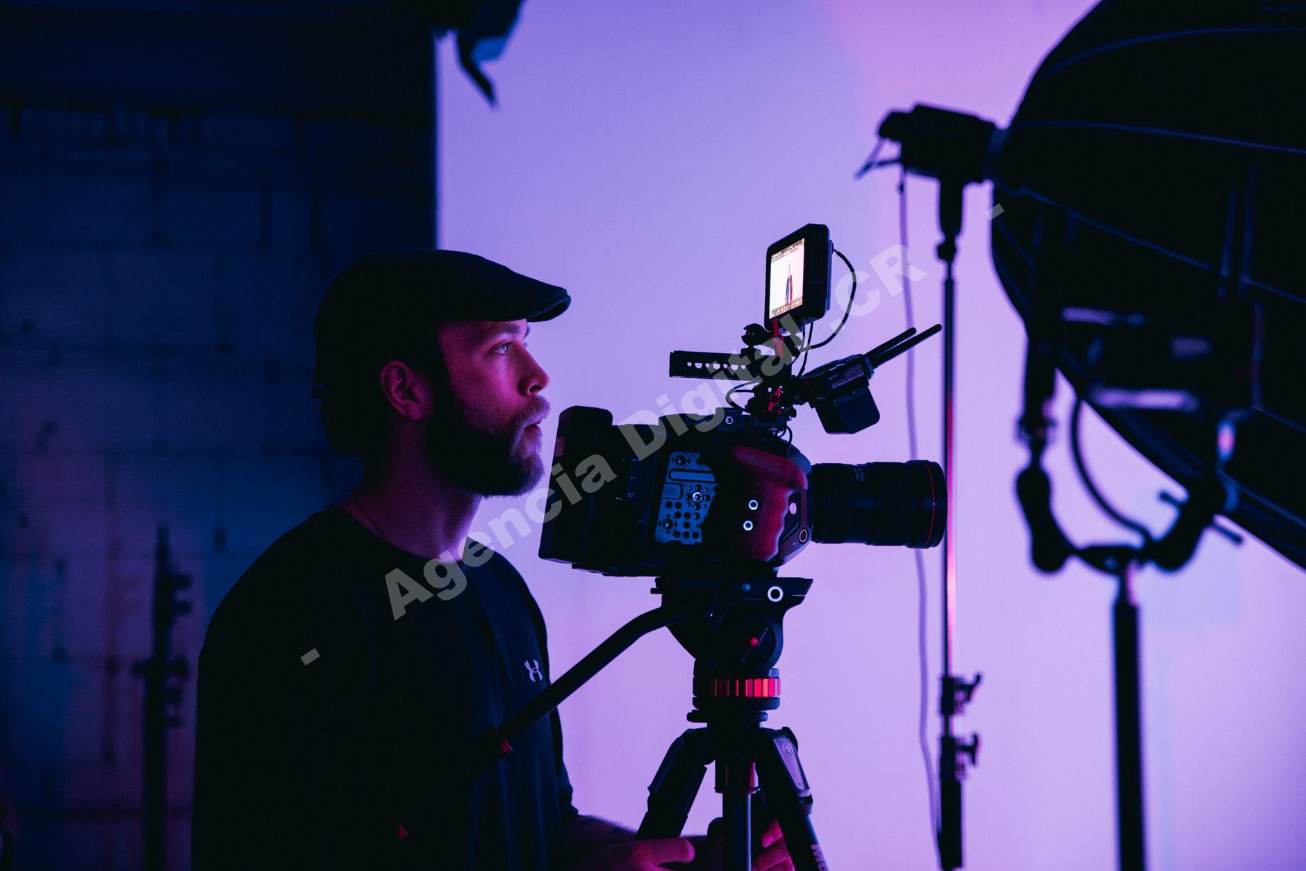 Producción de video marketing para Pymes en Costa Rica — videógrafo vs interno