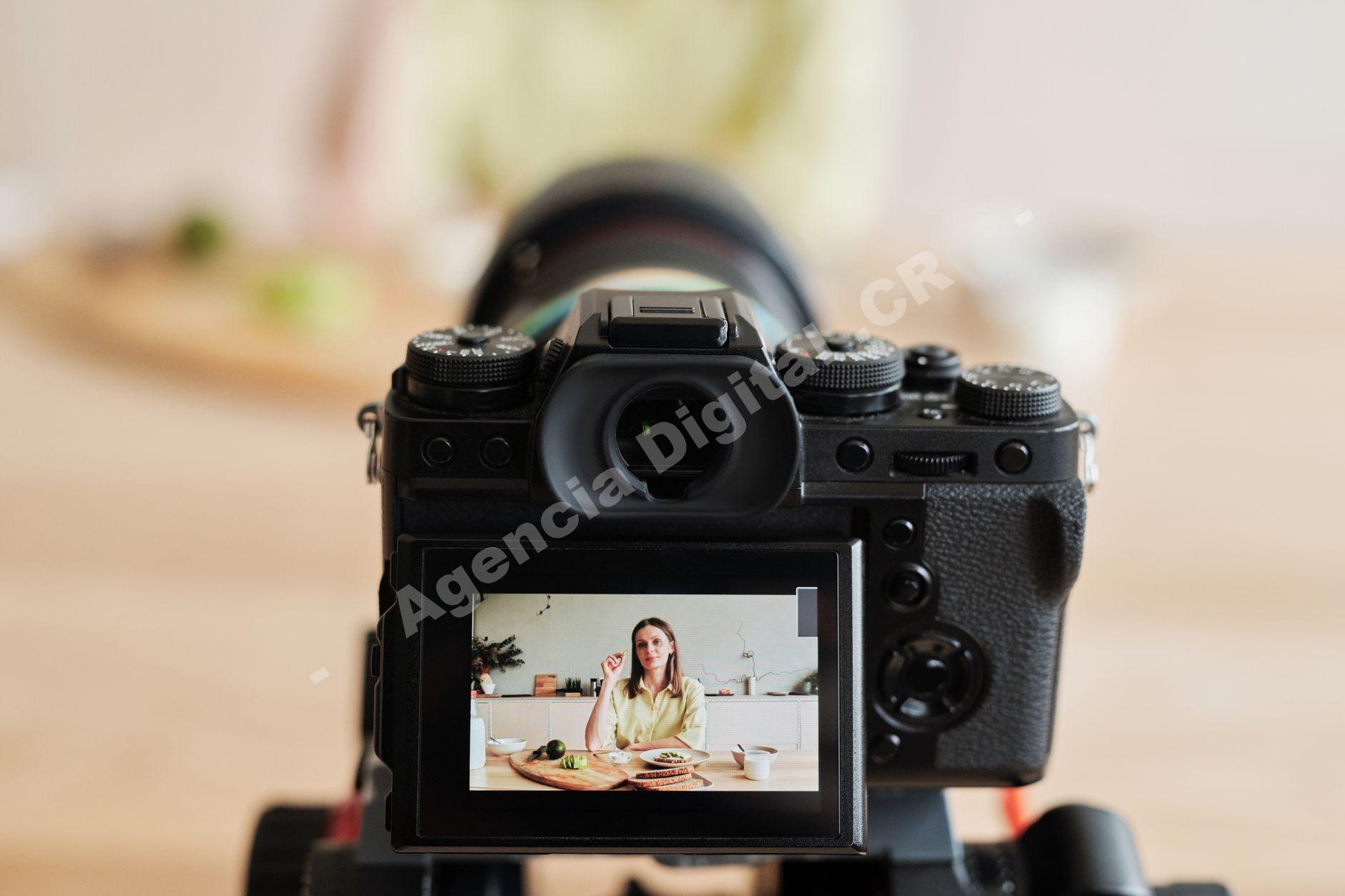 Producción de video marketing para Pymes en Costa Rica — video behind the scenes