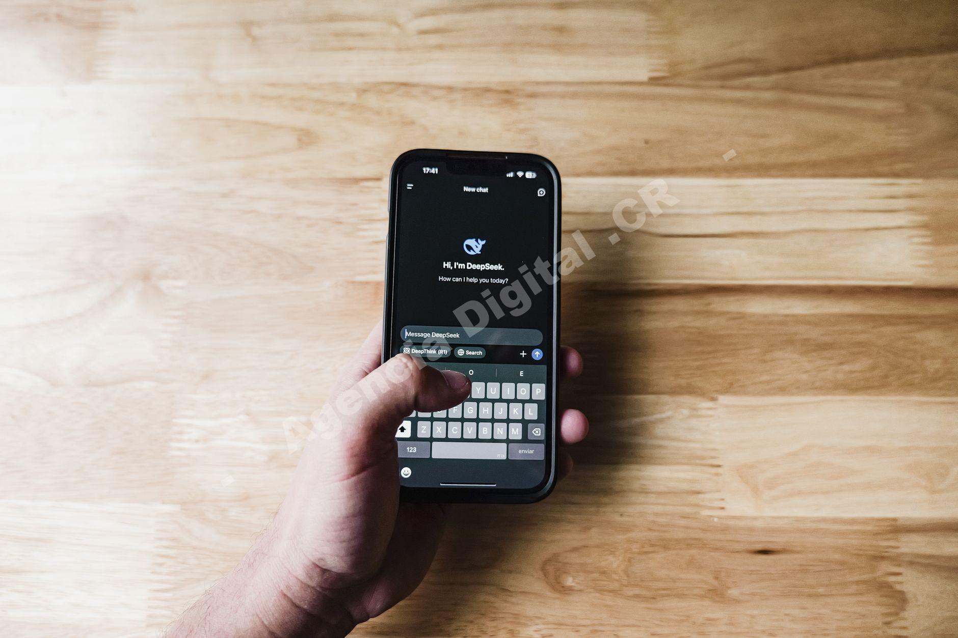Chatbots y atención automatizada para Pymes en Costa Rica — chatbot CRM integración