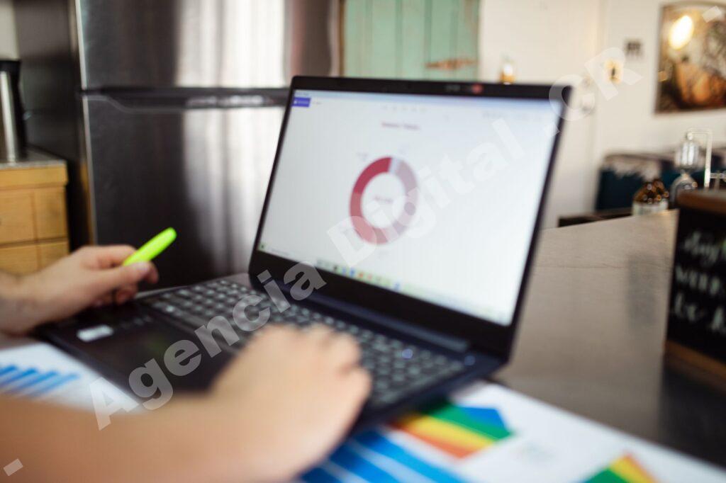 Ciberseguridad empresarial: hosting seguro pymes para empresas en Costa Rica