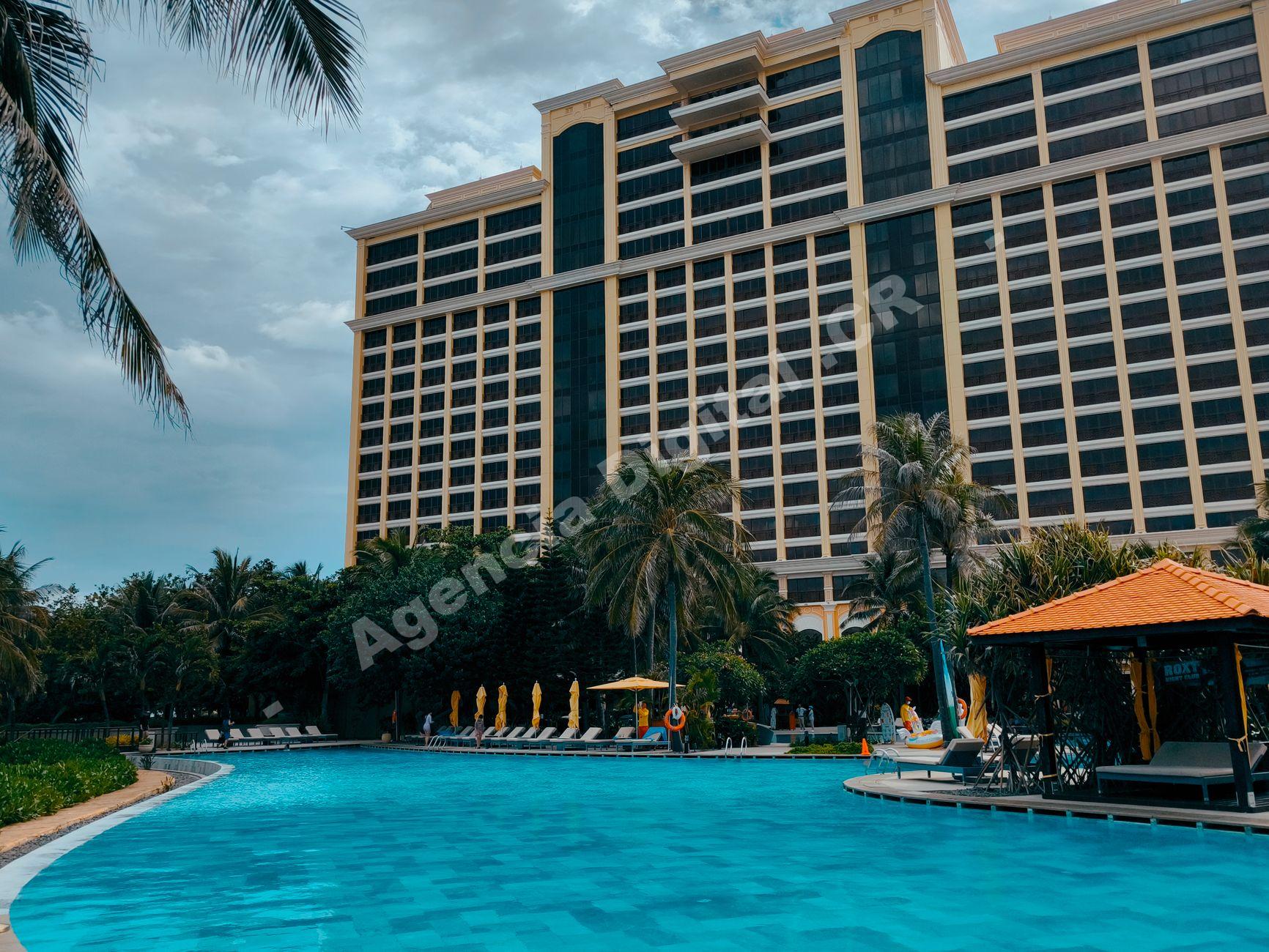 Hotel de lujo en la playa