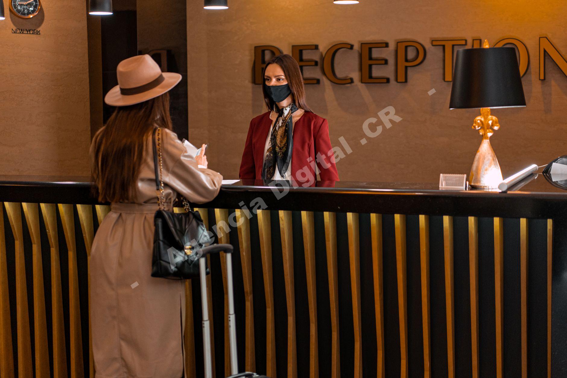 Cómo subir ingresos con experiencias y F&B del hotel