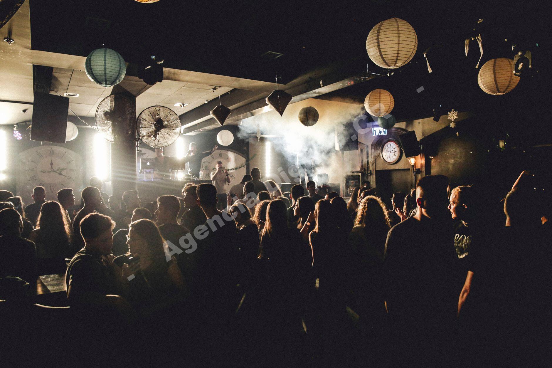 Cómo vender más eventos temáticos en tu club