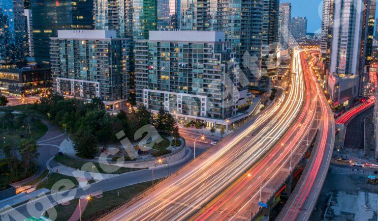 Desarrollo inmobiliario y atención al cliente