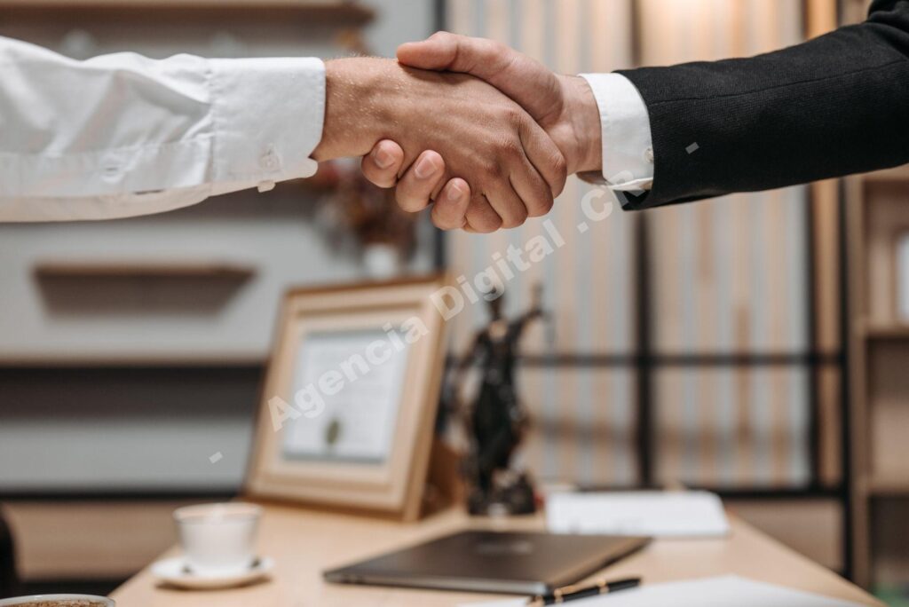 Cómo crecer tu bufete sin solo bajar honorarios